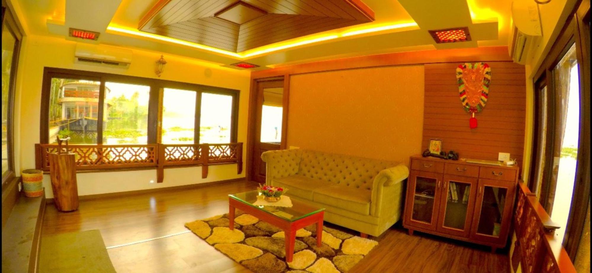 Hotel Victoria Houseboats Alappuzha Esterno foto