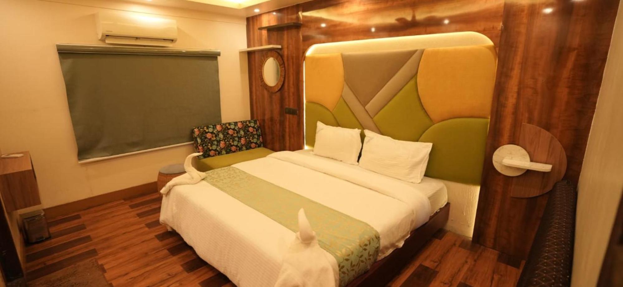 Hotel Victoria Houseboats Alappuzha Esterno foto